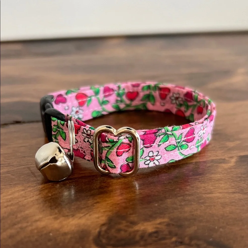 Floral and Hearts Pink cat Collar with Bell - breakaway - handmade